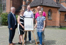 Torsten Kröncke (von links), Bettina Praßler-Kröncke, Arne Hallmann, Holger Grünjes und Dagmar Schmidt haben ein besonderes Programm vorbereitet. Foto: Andrea Hesse