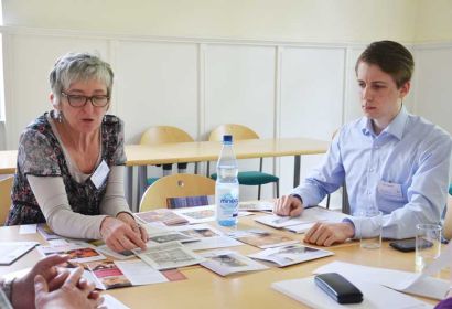 Konzentriertes Arbeiten in einem der angebotenen Workshops. ©Hesse