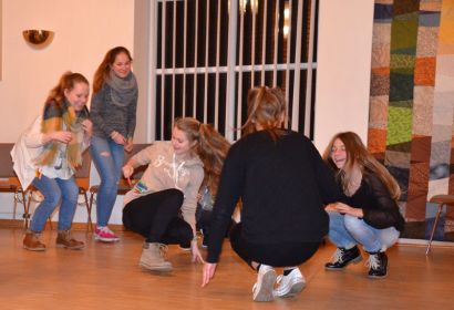 Zum Traineeprogramm gehört auch das verständliche und klare Anleiten von Bewegungsspielen. Foto: Andrea Hesse