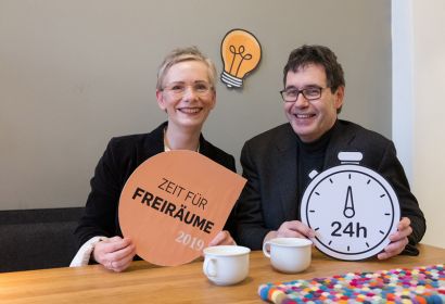 Dr. Petra Bahr und Dr. Stephan Schaede haben das Experiment gemeinsam entwickelt. Foto: Fabian Gartmann