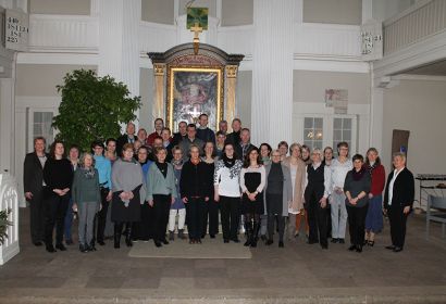 Mit dem Brelinger Kirchenchor ist Chorleiterin Sabine Kleinau-Michaelis schon bei vielen Auftritten im In- und Ausland unterwegs gewesen. Foto: Friedrich Bernstorf