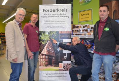 Gemeinsamer Einsatz für das alte Fachwerkhaus (von links): Rainer Henne, Torsten Pagel, Hans-Hennig Kobbe und Frank Hoffmann. Foto: Andrea Hesse