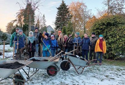 Los geht’s: Warm eingepackt machten sich die Bissendorfer Pfadfinder:innen an die Arbeit. Foto: Elisabeth Wöbse