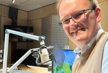Pastor Rainer Müller-Jödicke im Studio des Landesfunkhauses. Foto: privat
