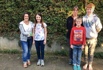 Mit Freude dabei: Die Helferinnen und Helfer in Berkhof. Foto: Ute Weiß