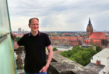 Immer wieder genießt Arne Hallmann den Blick vom Turm der Ruine am Rand der hannoverschen Altstadt.