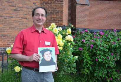 Pastor Dr. Frank Foerster ist Lutherbotschafter des Kirchenkreises. Foto: Andrea Hesse
