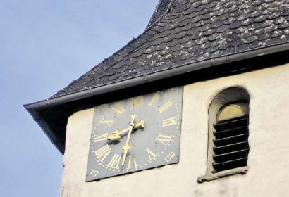 Die Kirchturmuhr der Martinskirche muss gerichtet werden. Bild: Antje Bismark