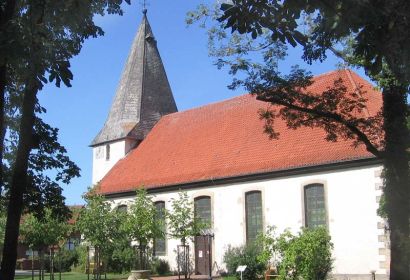 Kinder, Jugendliche und Familien engagieren sich gerne in der Martins-Kirche in Engelbostel. Foto: Andrea Hesse