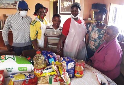 Die Gemeinden im Kirchenkreis Odi verteilen Lebensmittel an Menschen in wirtschaftlicher Not. Foto: K.G. Molete