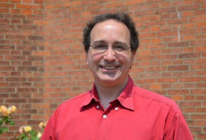 Pastor Frank Foerster lädt zu besonderen Gottesdiensten in die St.-Paulus-Kirche ein. Foto: Andrea Hesse