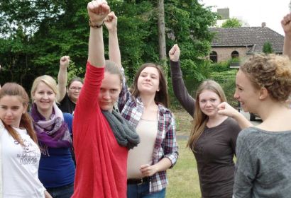 Heldinnen des Alltags: Bei einer Gruppenaktivität …