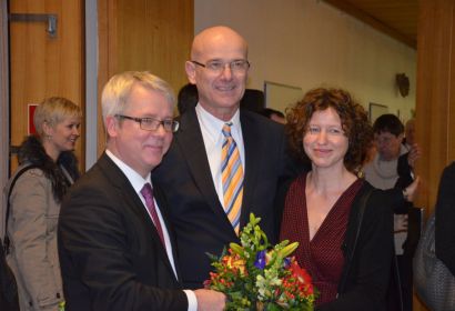Superintendent Holger Grünjes mit Pastor Torsten Kröncke und seiner Frau Ninon Grünjes. Foto: A. Hesse