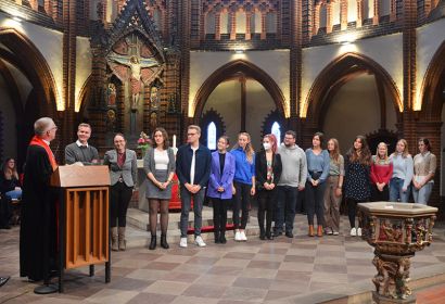 Gute Wünsche für den neuen Superintendenten überbrachten Mitglieder der Evangelischen Jugend im Anschluss an den Gottesdienst.