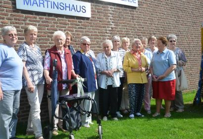 In fünf Jahrzehnten haben sie vieles gemeinsam erlebt: Mitglieder des Frauenkreises in der Elisabeth-Gemeinde. Foto: Andrea Hesse