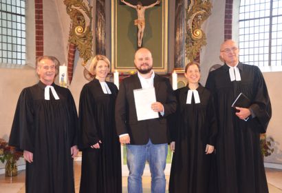 In gutem Kontakt miteinander (von links): Pastor Michael Brodermanns (Hellendorf), Pastorin Silke Noormann (Mellendorf), Diakon Jendrik Boden, Pastorin Debora Becker (Brelingen) und Superintendent Holger Grünjes.