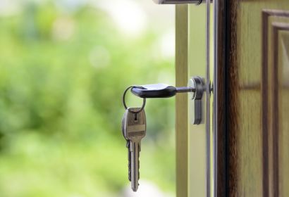 Das Diakonische Werk ruft zur Nachbarschaftshilfe auf. Foto: Photo Mix auf Pixabay