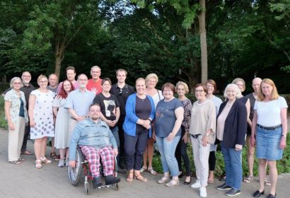 Die Kirchenvorstände aus beiden Gemeinden freuen sich auf die Zusammenarbeit. Foto: Torsten Kröncke